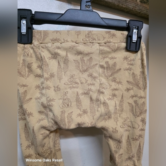 Kate Quinn Bunny Patterned Panda Pants - Picture 3 of 4